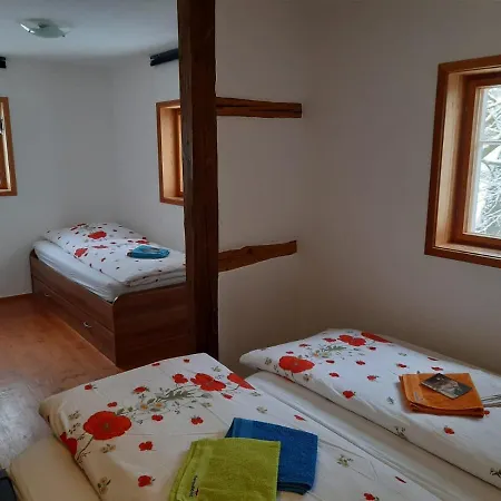 Romantische Ferien Auf Dem Nachhaltig Oekologisch Sanierten Bauernhof Apartmán